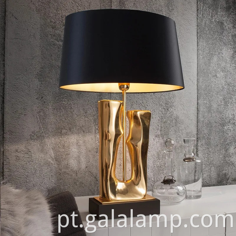 Lâmpada de mesa minimalista de luxo leve, luminária criativa de resina de quarto de arte